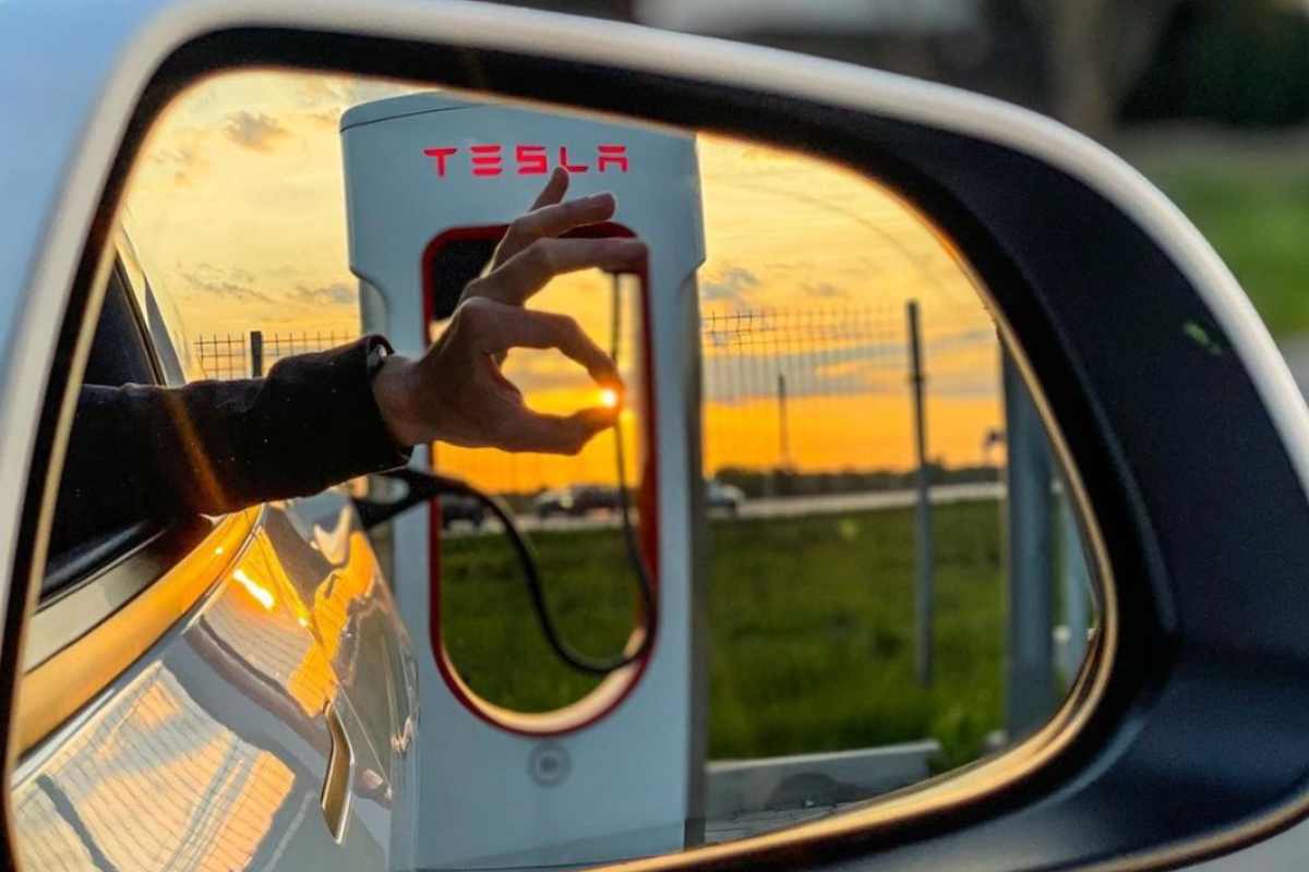 novità tesla robotaxi